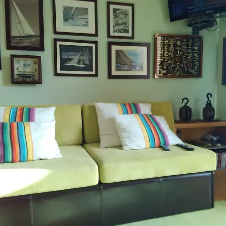 Blue Sea Beach Apartment *
